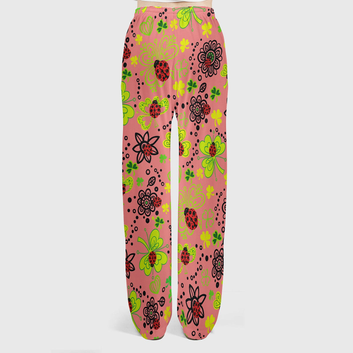 Ladybug Clover Floral Pattern Print Scrub Sets, Scrub Pants and V Neck Top