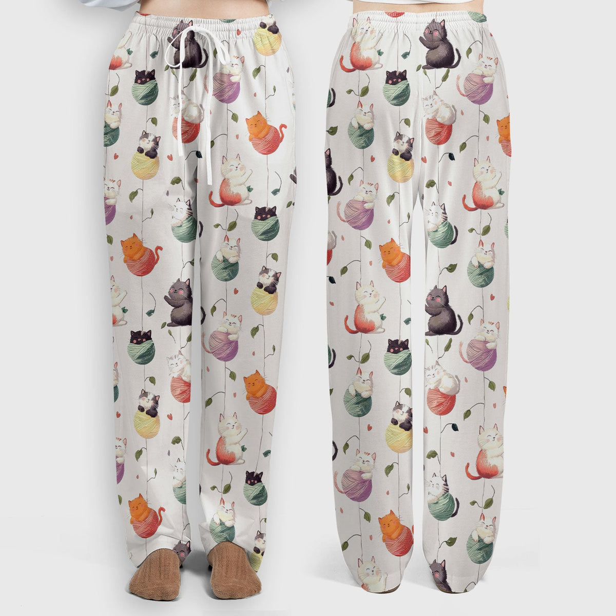 Cats Playing Yarn Balls Nurse Scrub Set