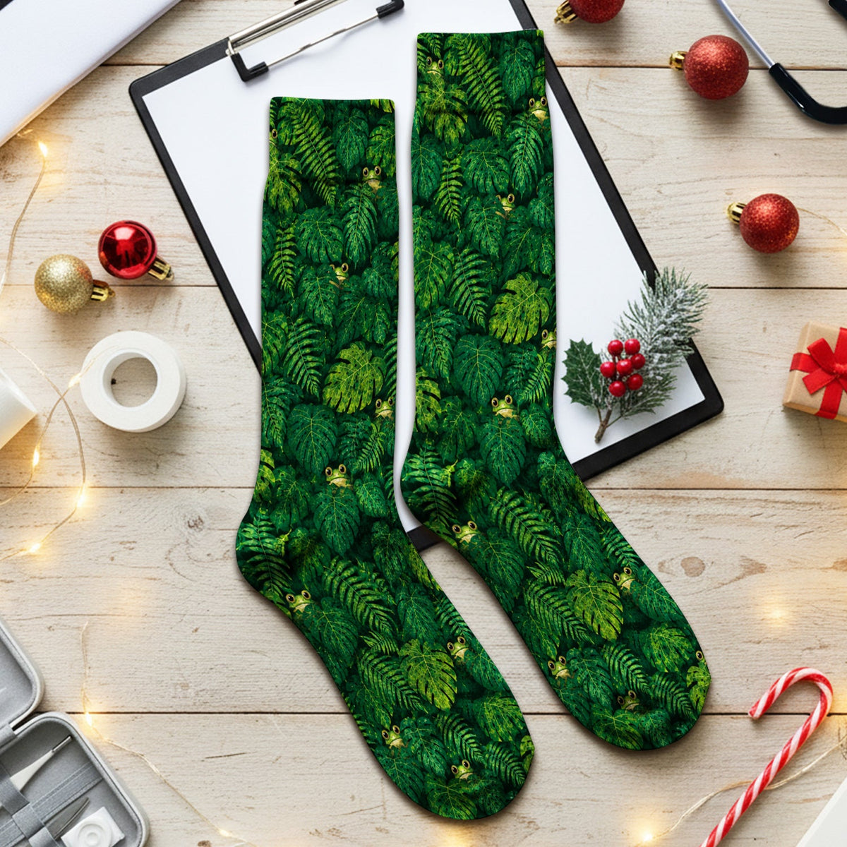 Hidden Frog Jungle Nurse Socks