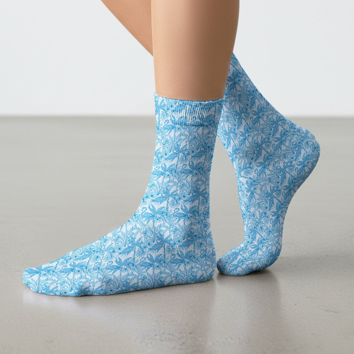 Tropical Flamingo Palm Leaves Nurse Socks