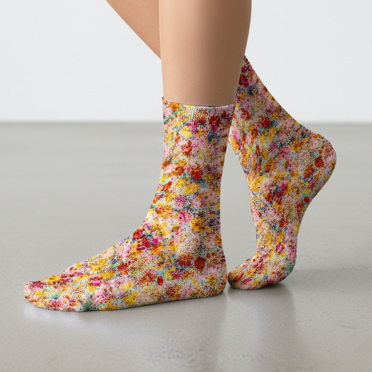 Autumn Floral Leaves Nurse Socks