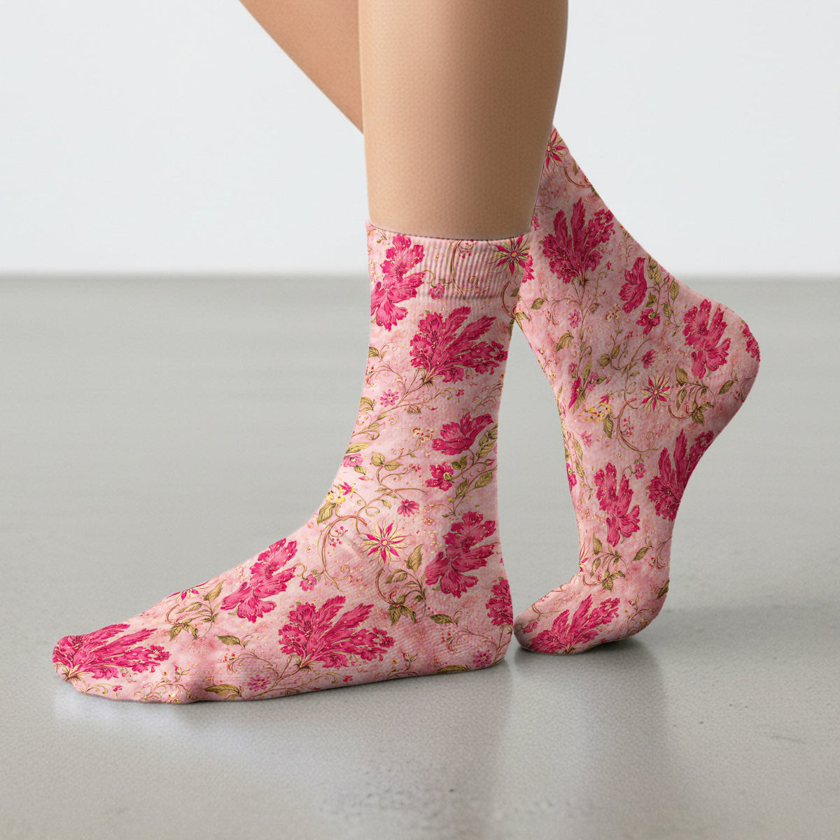 Elegant Pink Floral Vine Nurse Socks