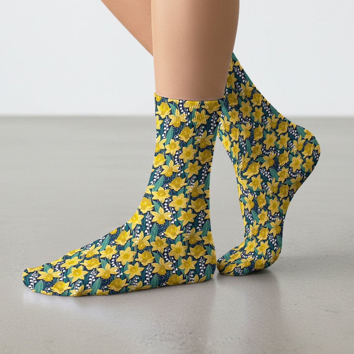 Yellow Daffodil Lily Valley Nurse Socks