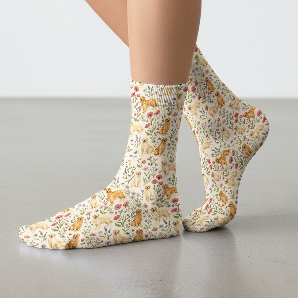 Golden Retriever Floral Nurse Socks