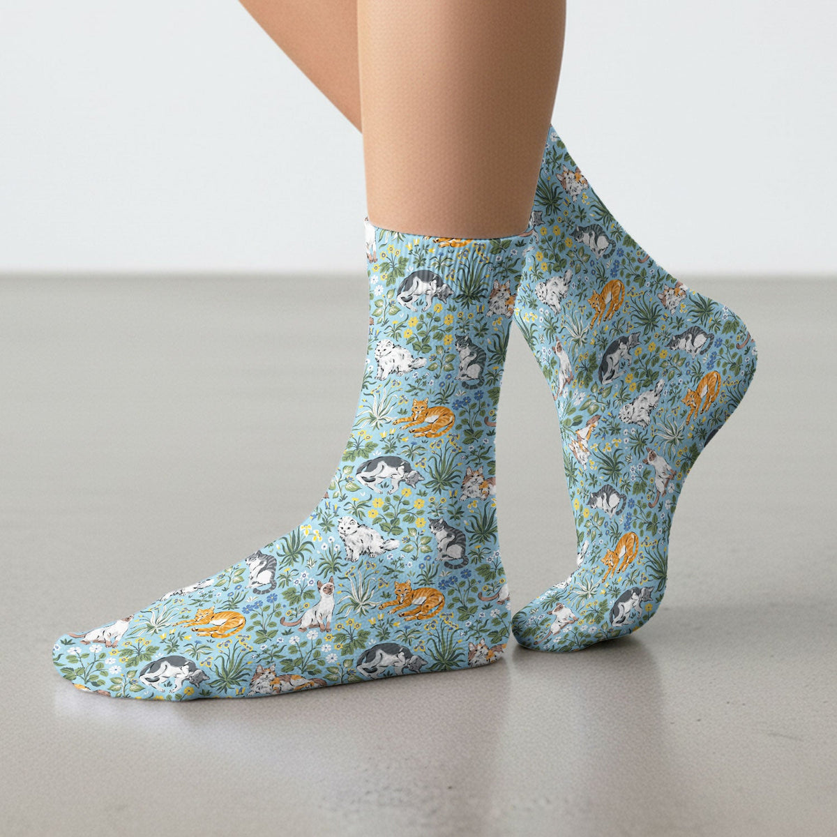 Floral Cat Garden Nurse Socks