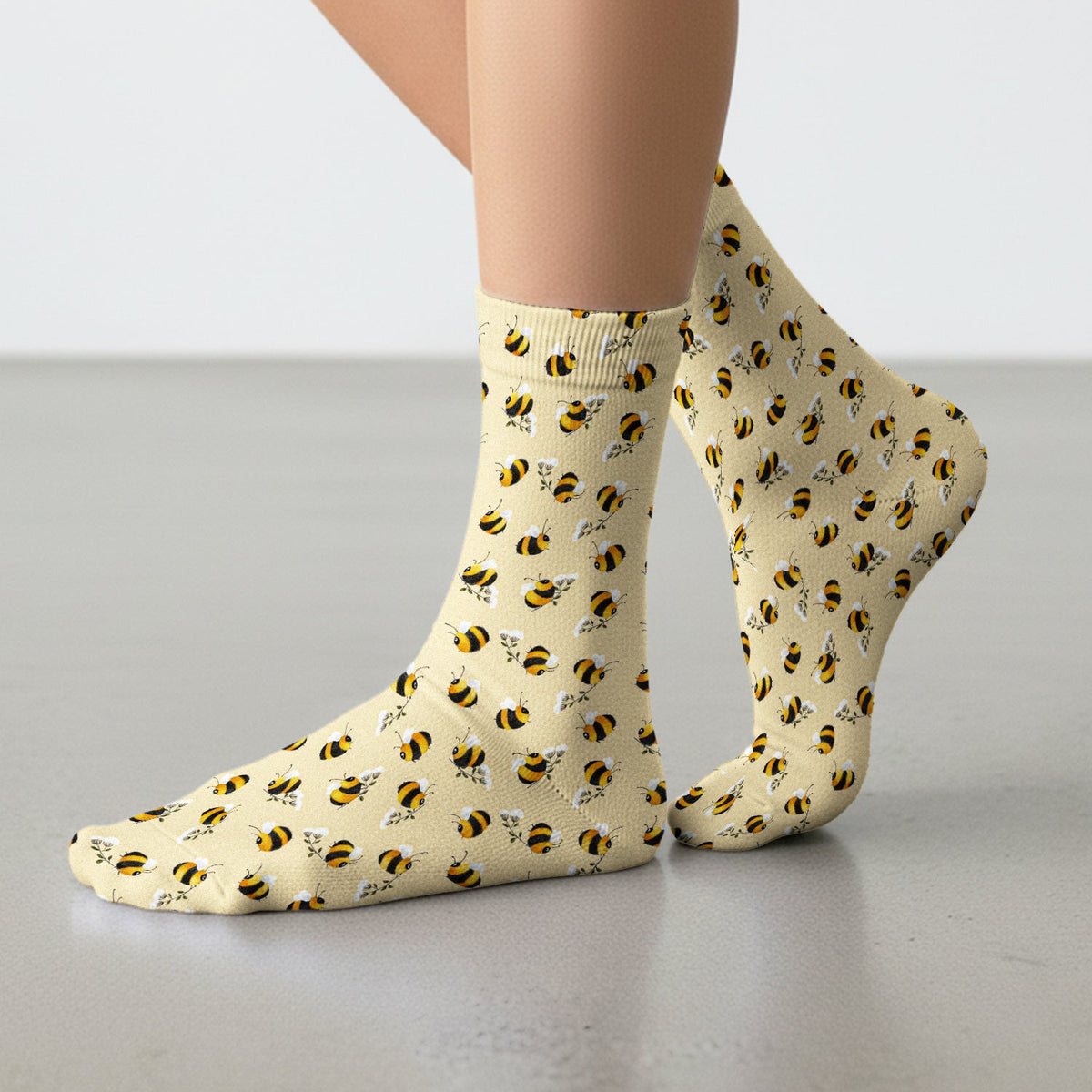Cute Bumble Bee Blossom Nurse Socks