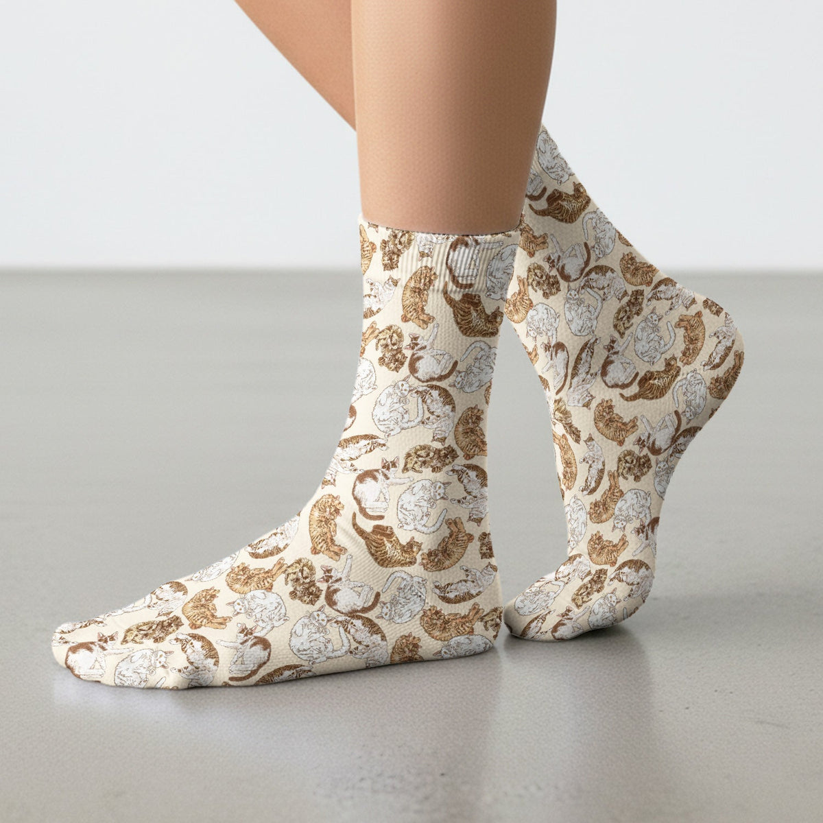 Lazy Cat Nap Nurse Socks