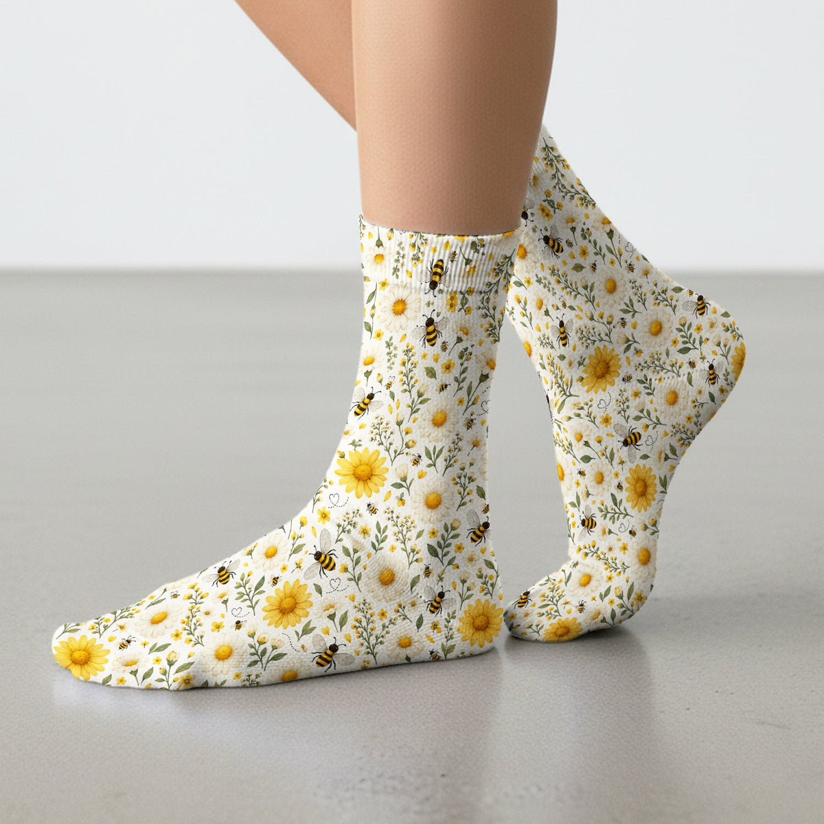 Honey Bee Daisy Nurse Socks