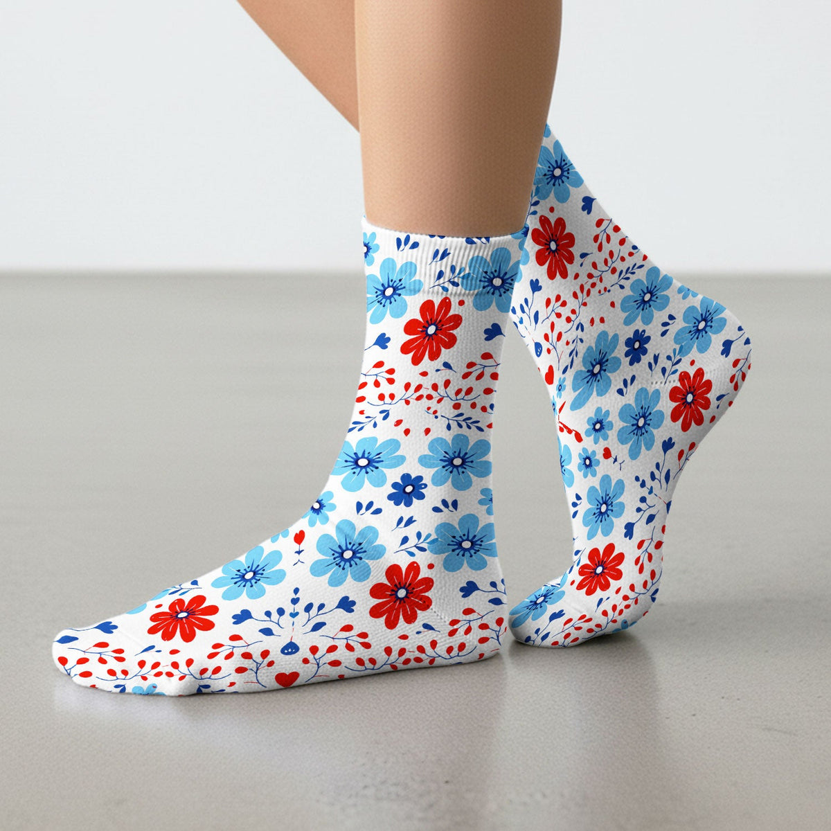 Symmetrical Folk Floral Heart Nurse Socks