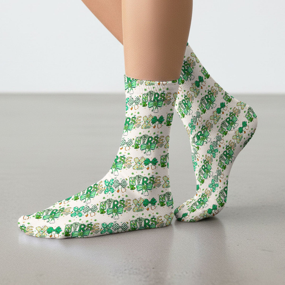 St Patrick Clover Green Bow Nurse Socks