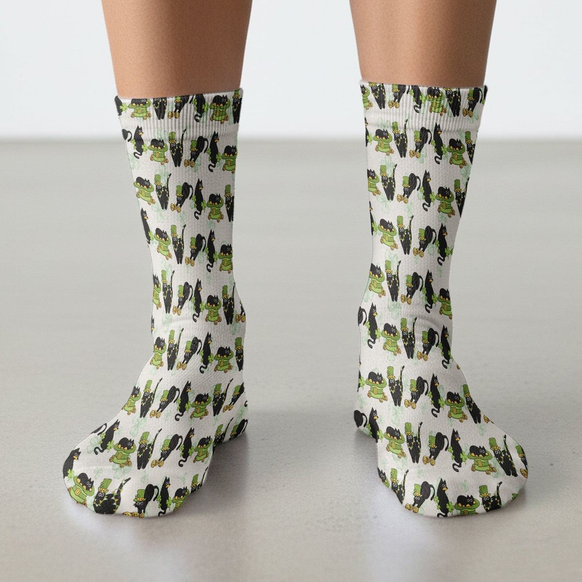 St Patrick Black Cat Clover Nurse Socks