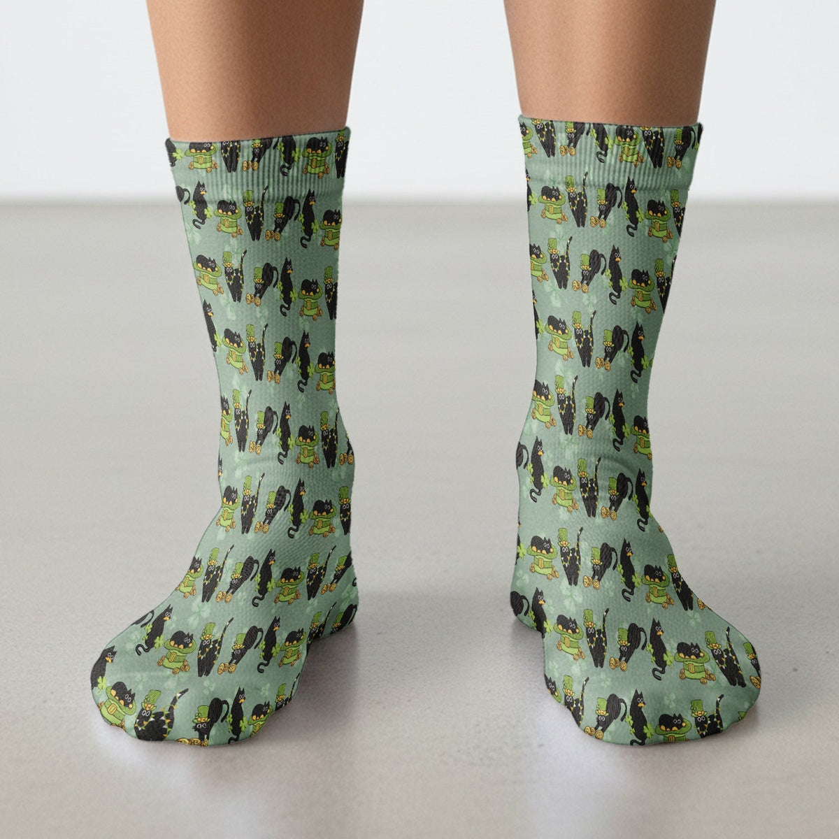 St Patrick Black Cat Clover Nurse Socks
