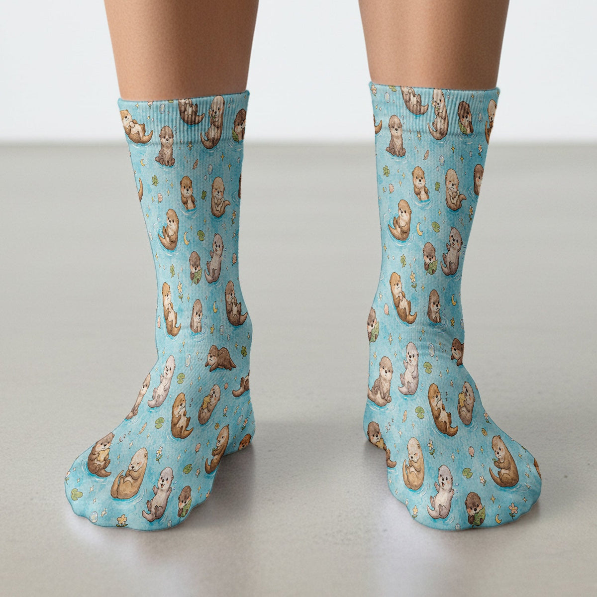 Otter Pond Print Nurse Socks
