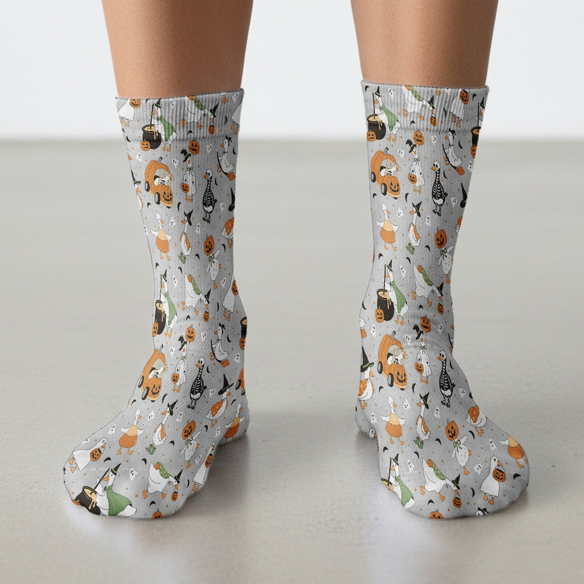Goose Pumpkin Checkered Nurse Socks - Halloween Gift