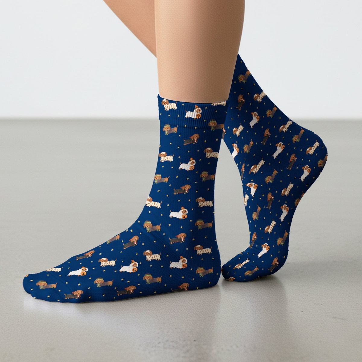 Mummy Dachshund Nurse Socks - Halloween Gift