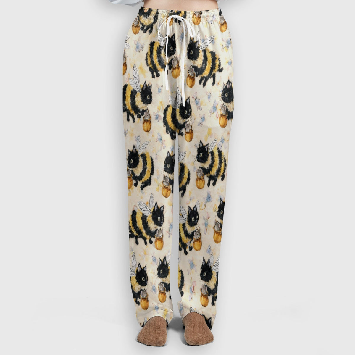 Adorable Bumblebee Cat Honey Jar Nurse Scrub Set