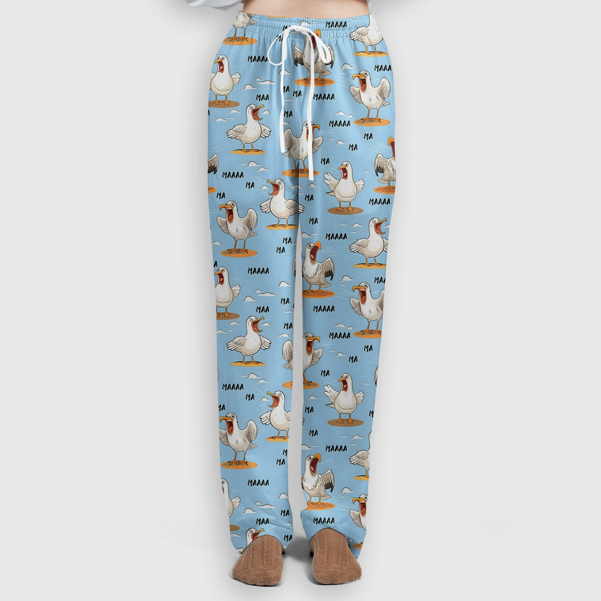 Funny Screaming Seagull Sky Pattern Scrub Set, Scrub Pants and V Neck Top