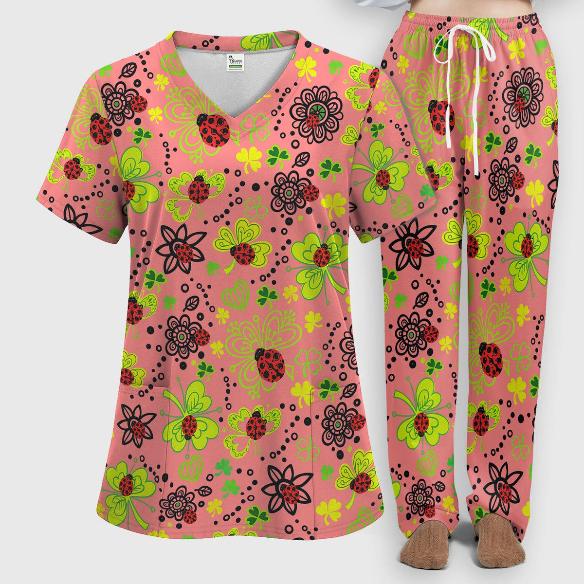 Ladybug Clover Floral Pattern Print Scrub Sets, Scrub Pants and V Neck Top