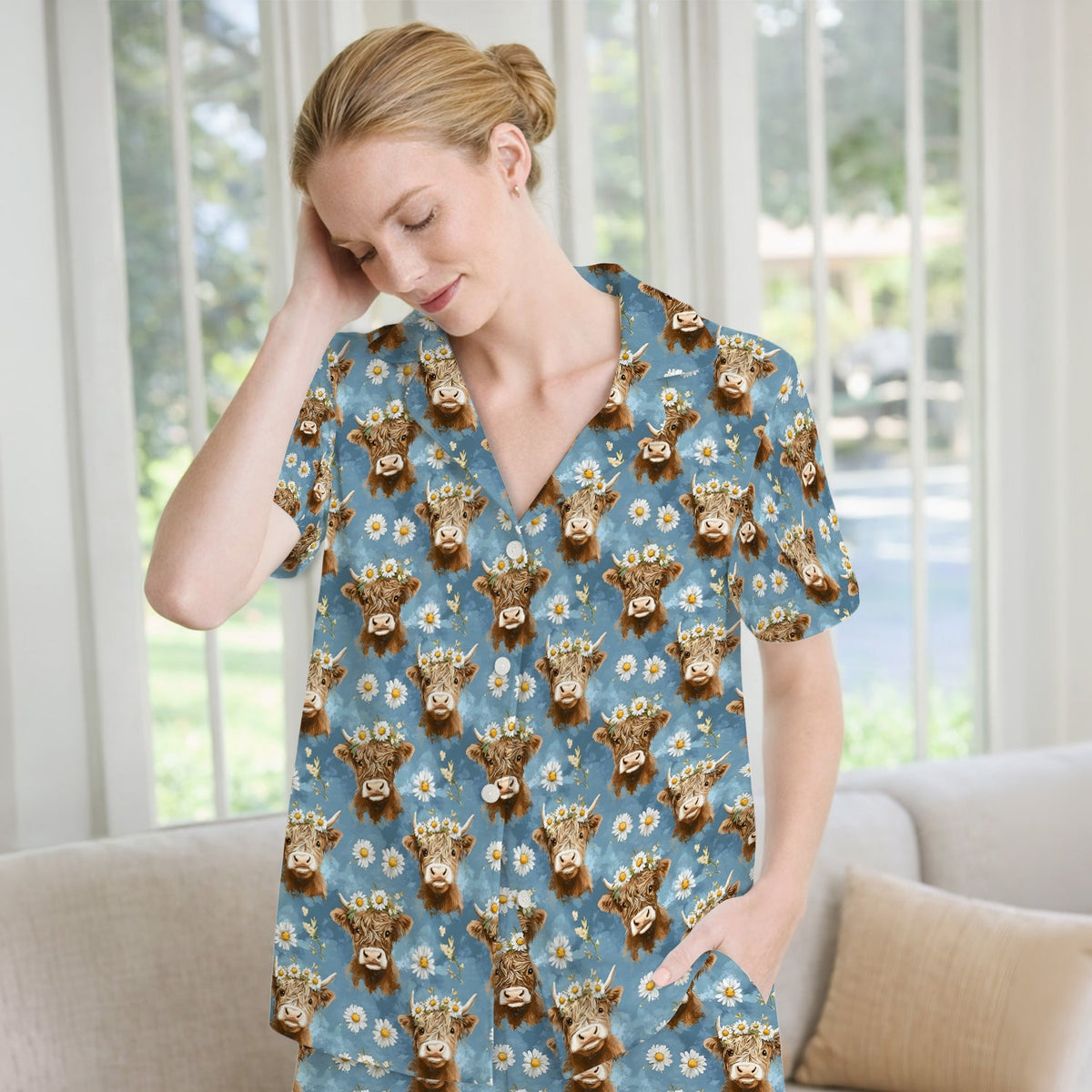 Highland Cow Daisy Flower Pajama Set For Nurse
