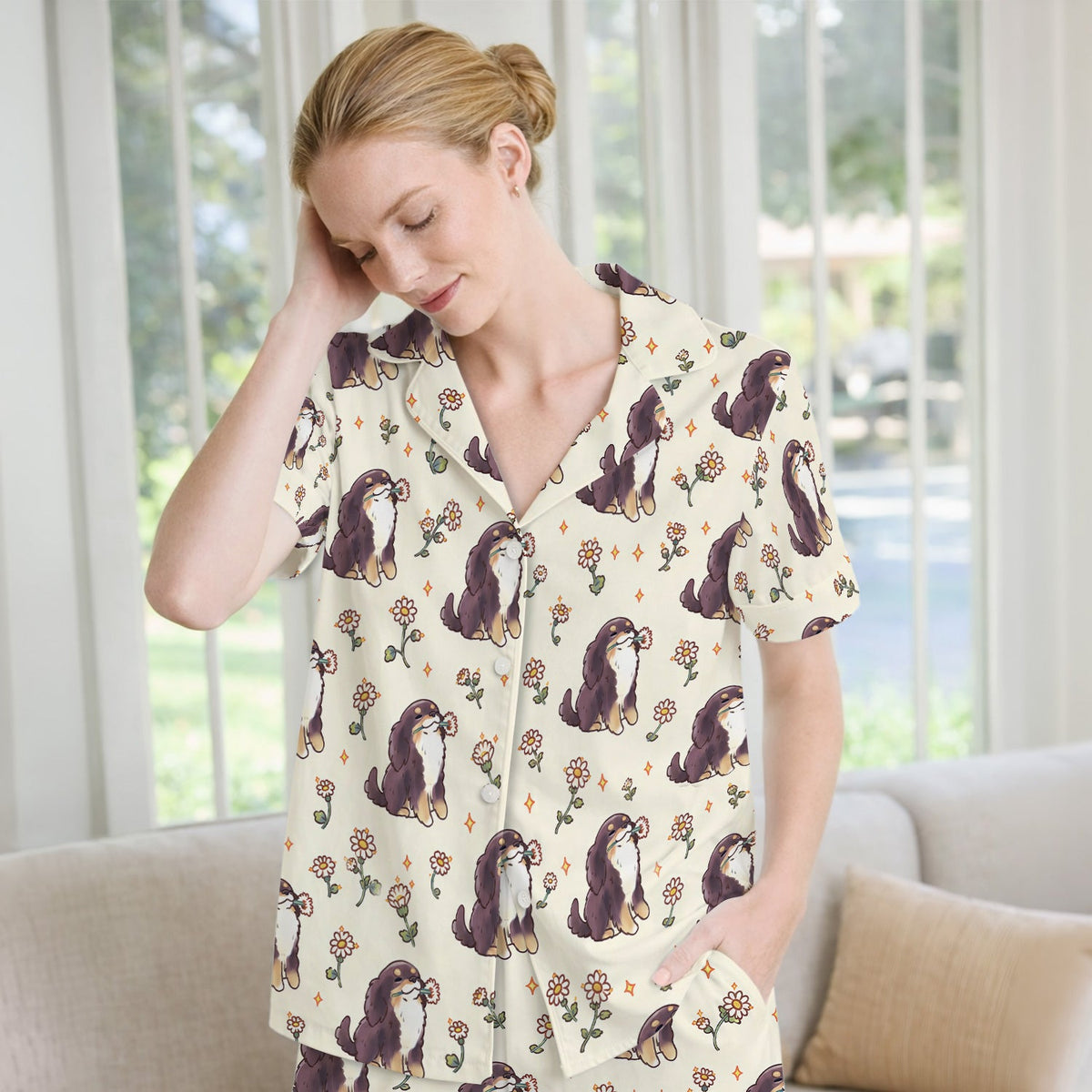 Floral Otter Daisy Pajama Set